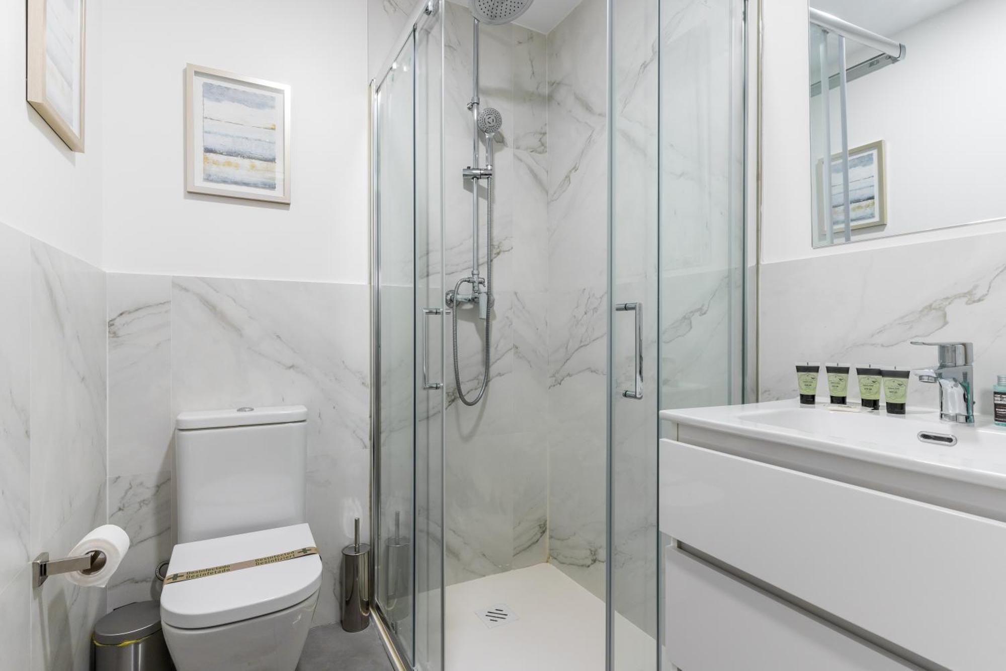 Appartamento Bright And Cozy- 1d 1b- Plaza Castilla Madrid